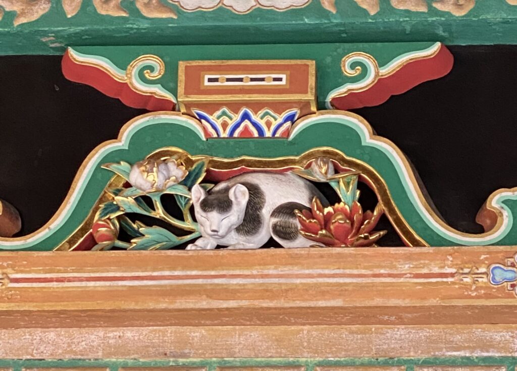 日光東照宮の眠り猫の彫刻